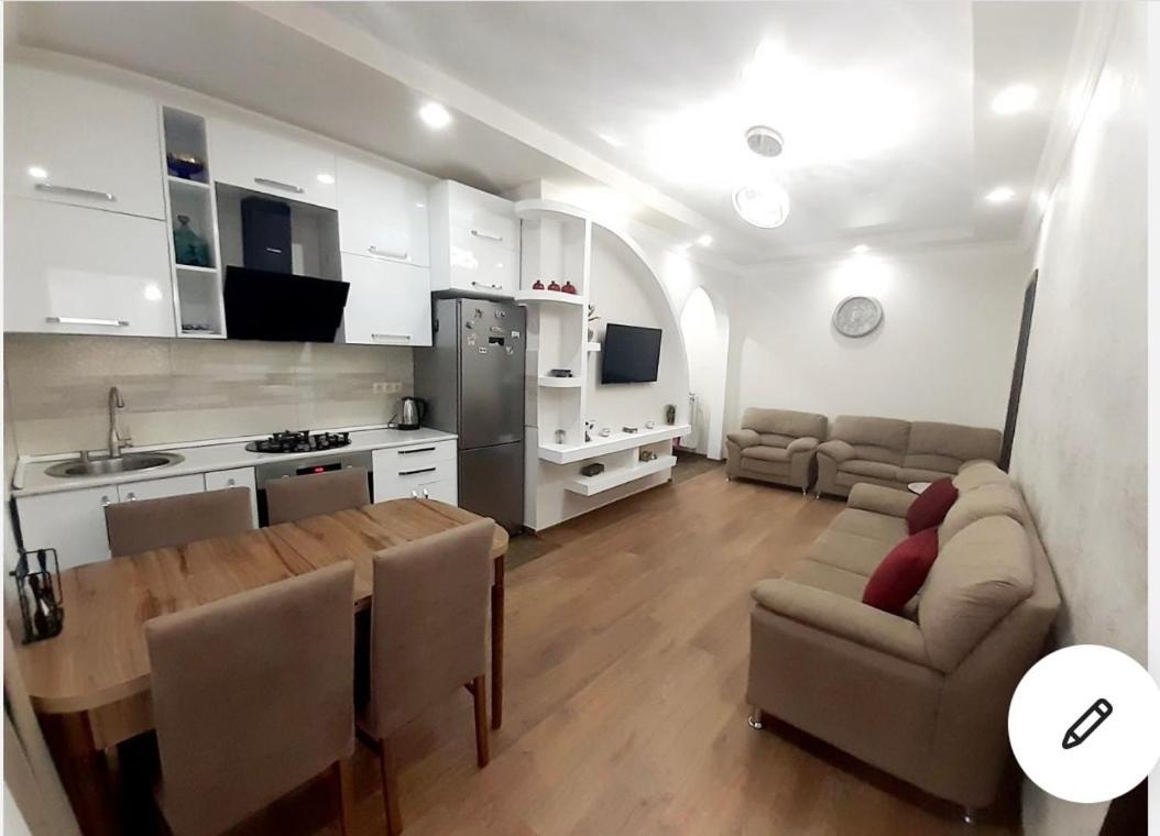 Апартаменты Bn Apartmen'T Батуми Экстерьер фото