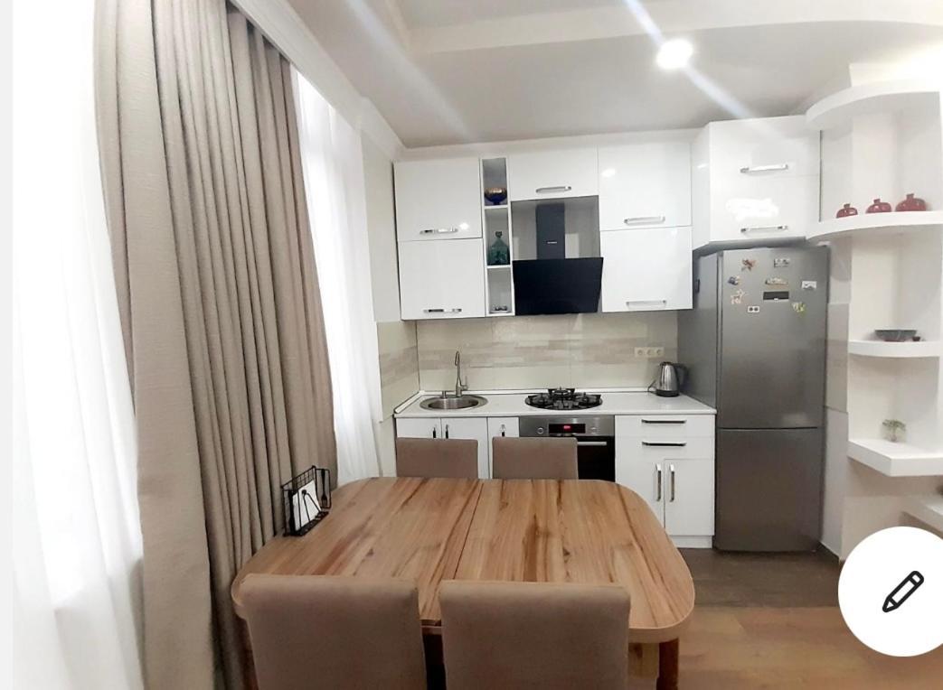 Апартаменты Bn Apartmen'T Батуми Экстерьер фото